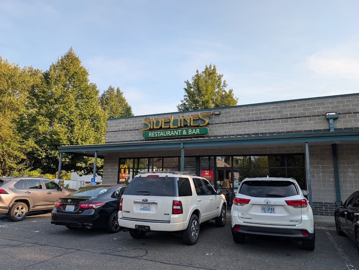 Sidelines | Restaurant & Sports Bar — Northeast Portland, Portland