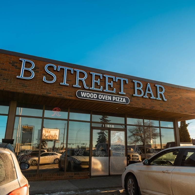B Street Bar