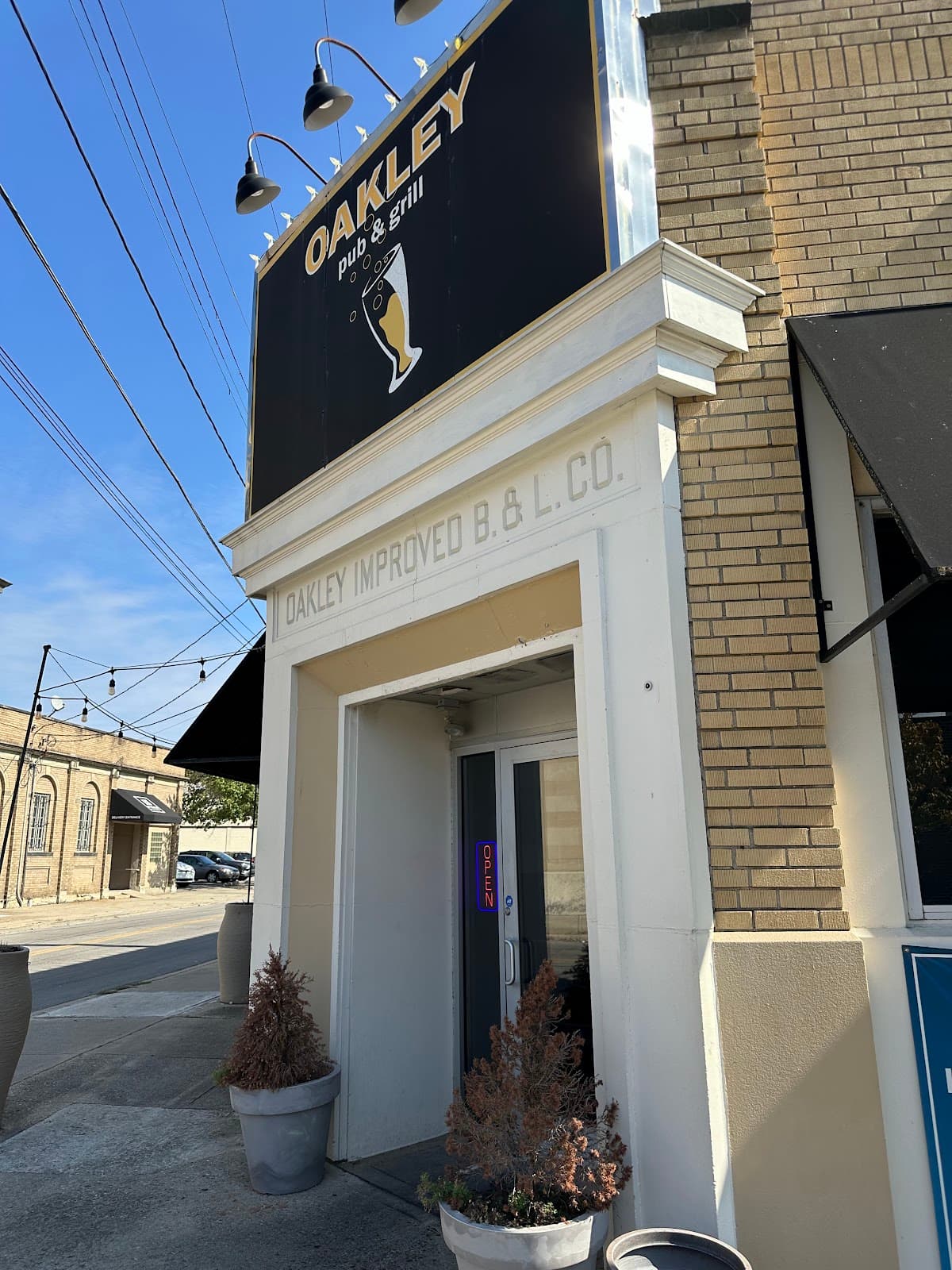 Oakley Pub & Grill — Oakley, Cincinnati