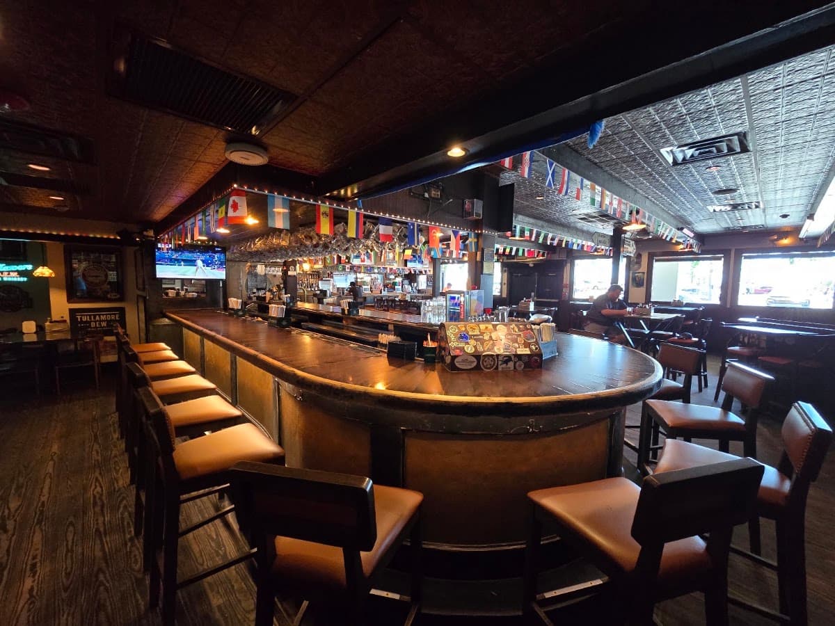 Lynch's Irish Pub