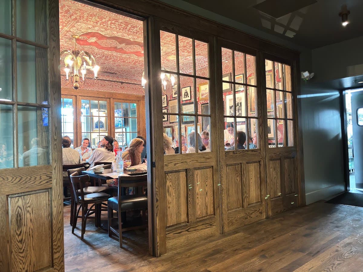 Mad Dogs & Englishmen — Ballast Point, Tampa