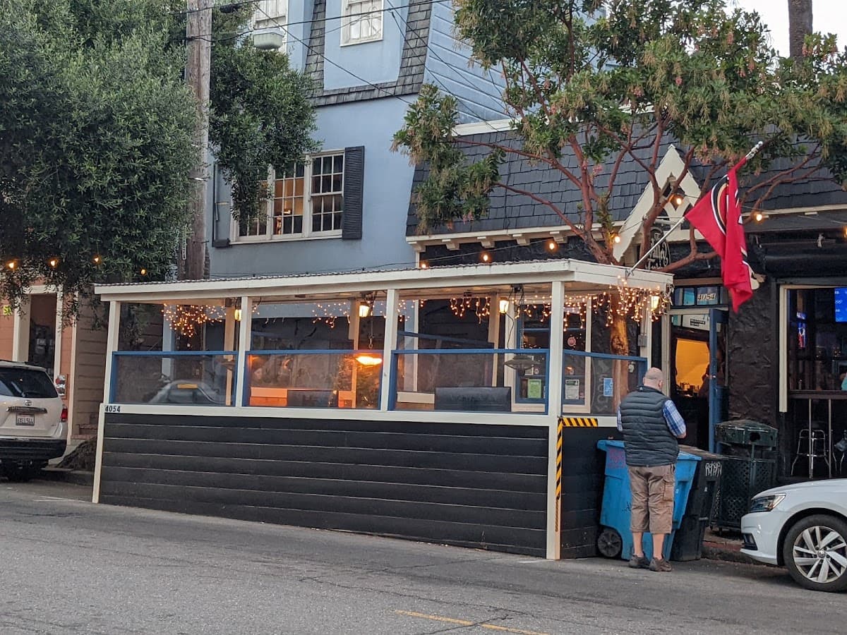 The Valley Tavern — Noe Valley, San Francisco