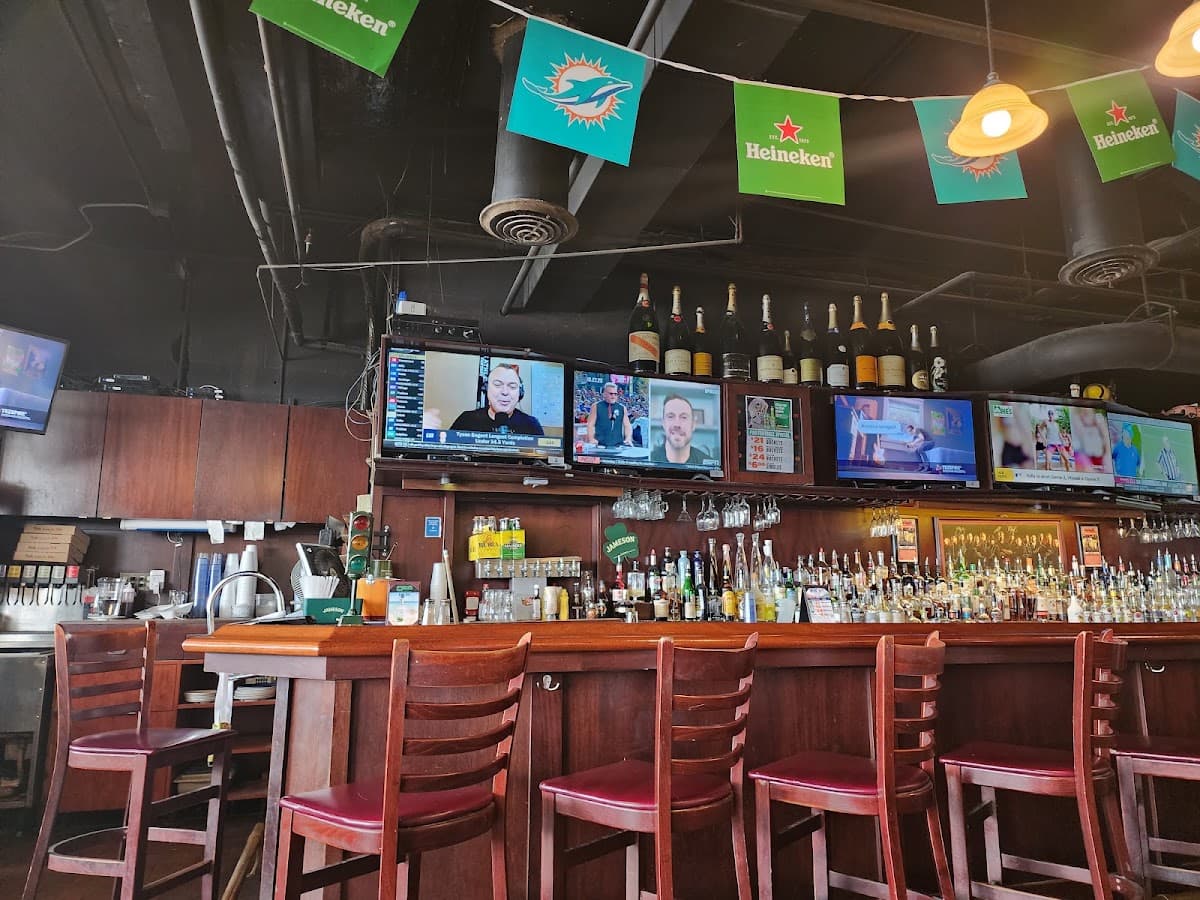 Mike's At Venetia — Downtown Miami, Miami