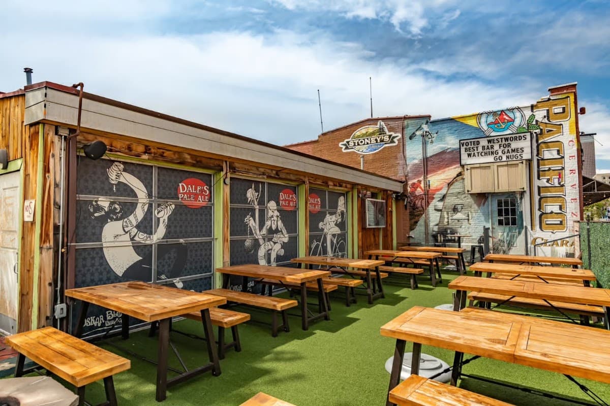 Stoney's Bar and Grill — Central, Denver