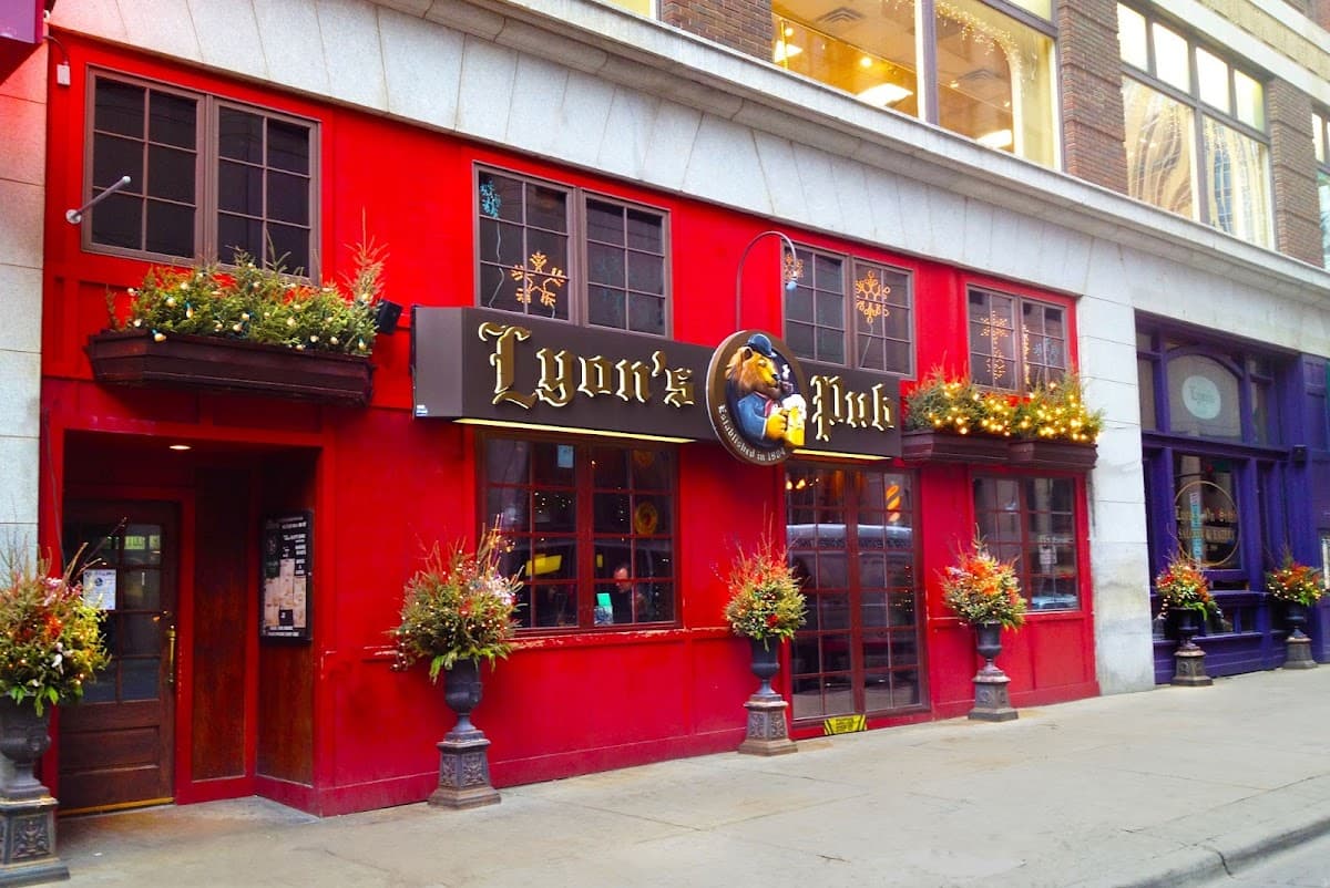 Lyon's Pub — Central Minneapolis, Minneapolis–St. Paul