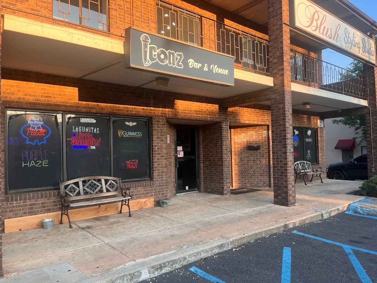 ICONZ Bar and Lounge