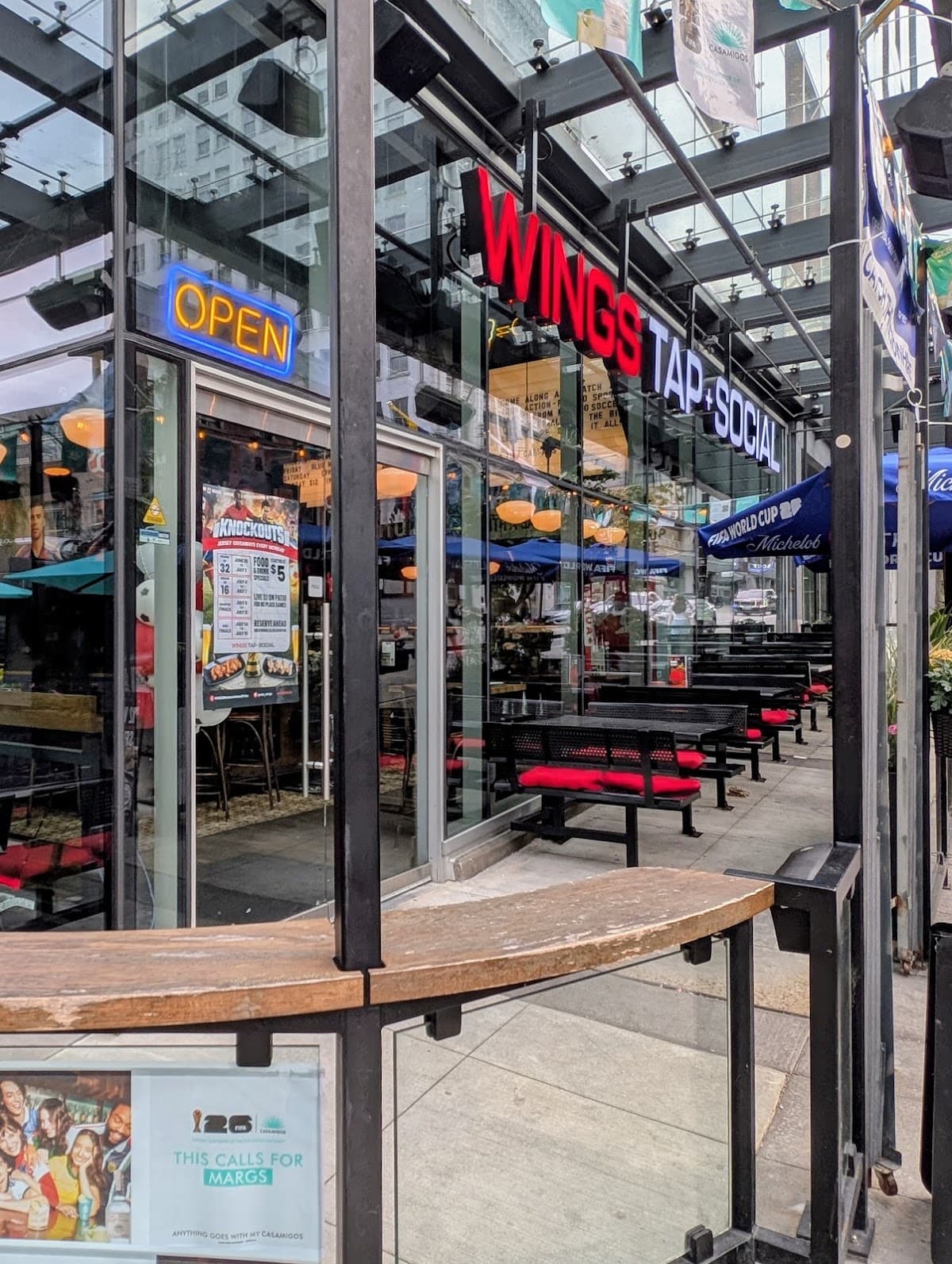WINGS Tap & Social — Central Vancouver, Vancouver