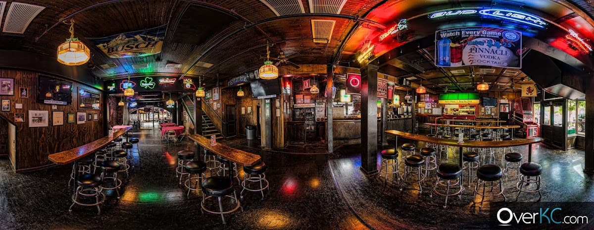 Kelly's Westport Inn — Old Westport, Kansas City