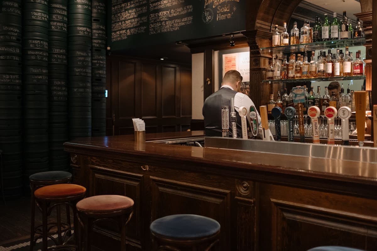 The Butcher & Bullock Public House — Central Vancouver, Vancouver