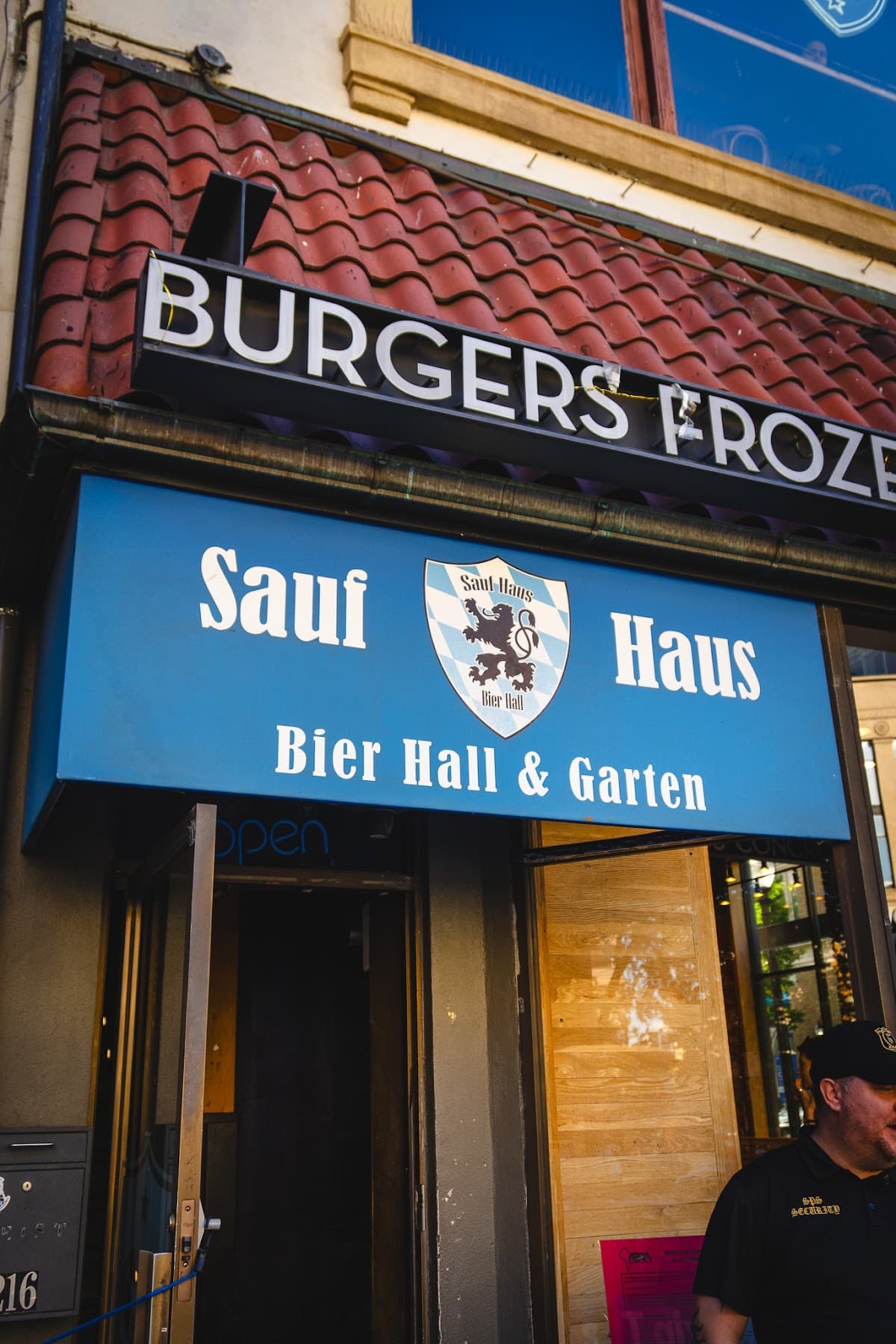 Sauf Haus Bier Hall & Garten | German Biergarten Dupont Circle DC — Northwest Washington, Washington, DC