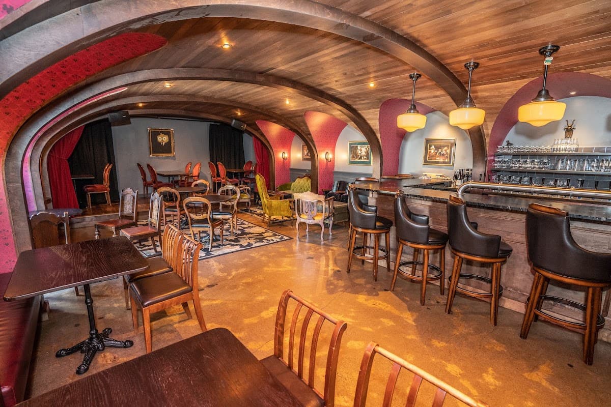 Good Robot Brewing (Robie St) - Pub - Craft Beer - Restaurant - Venue Rentals