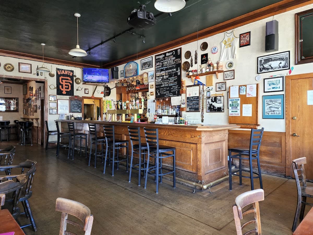 The Pig and Whistle — Lone Mountain, San Francisco