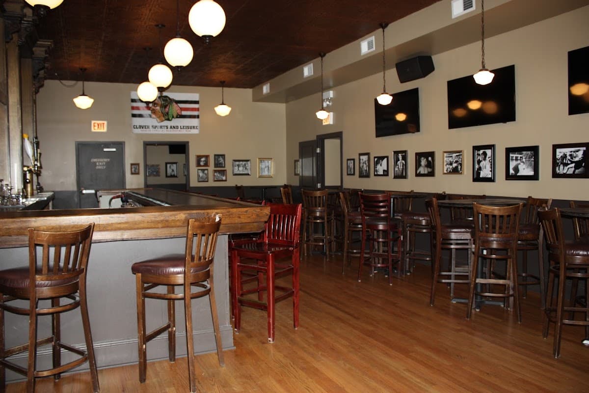 Clover Sports and Leisure — West Town, Chicago