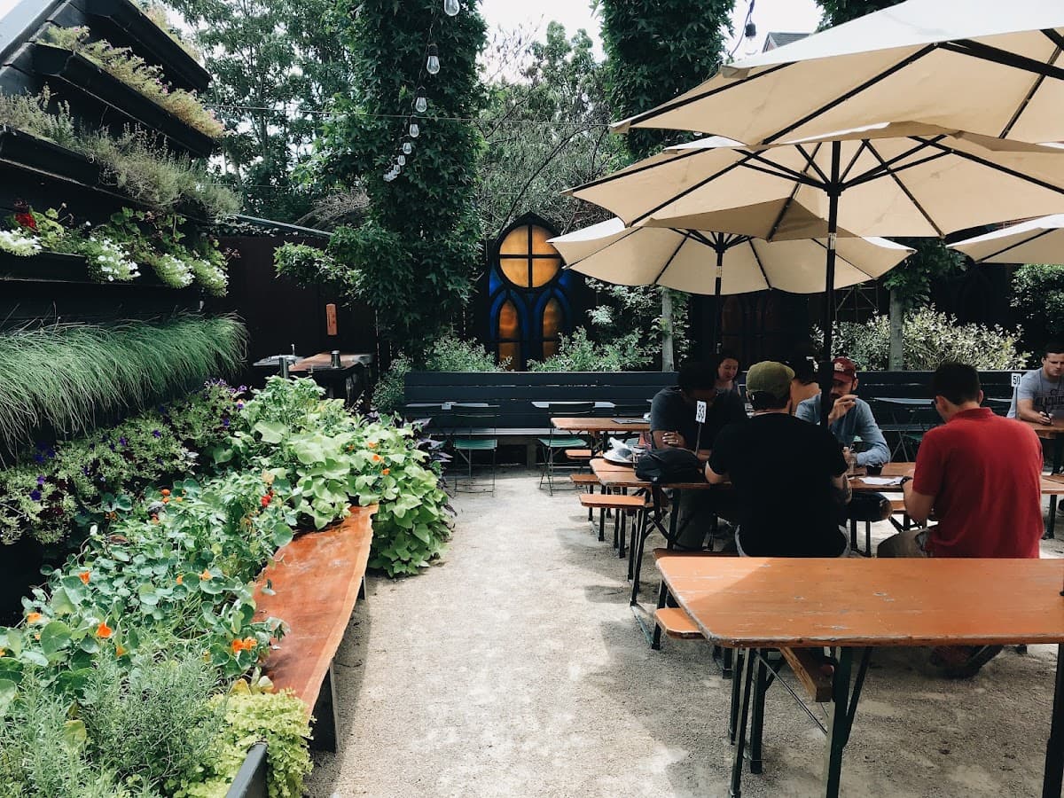 Holy Grale — Louisville