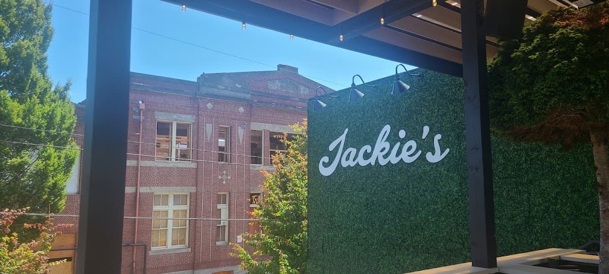 Jackie's — Southeast Portland, Portland