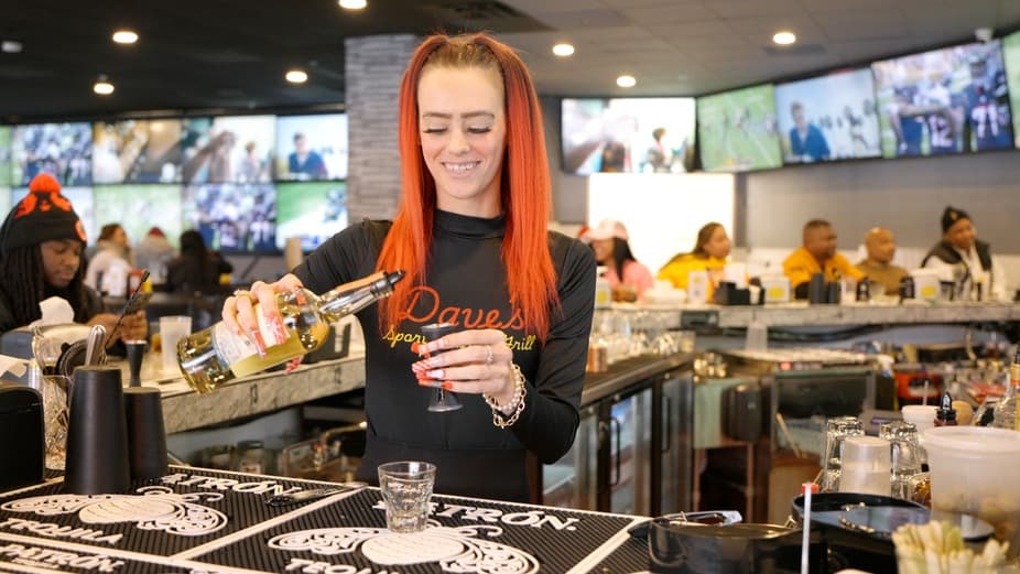 Dave's Sports Bar and Grill — Atlanta