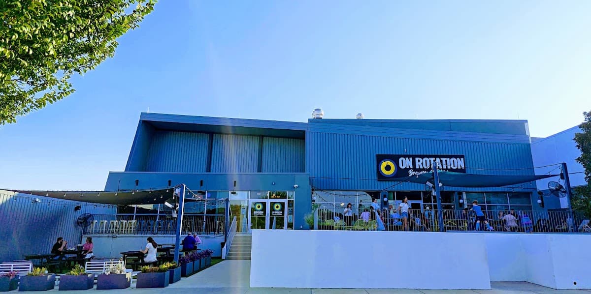 On Rotation Brewery & Kitchen — Dallas