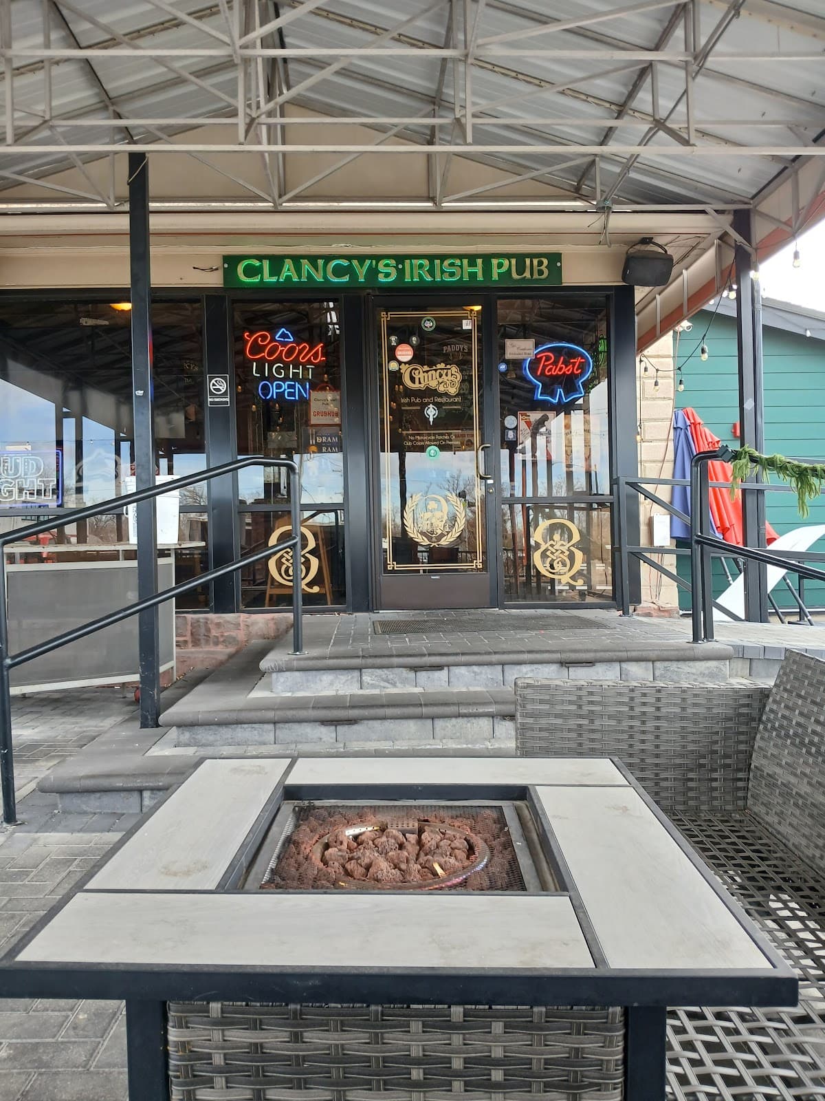 Clancy's Irish Pub